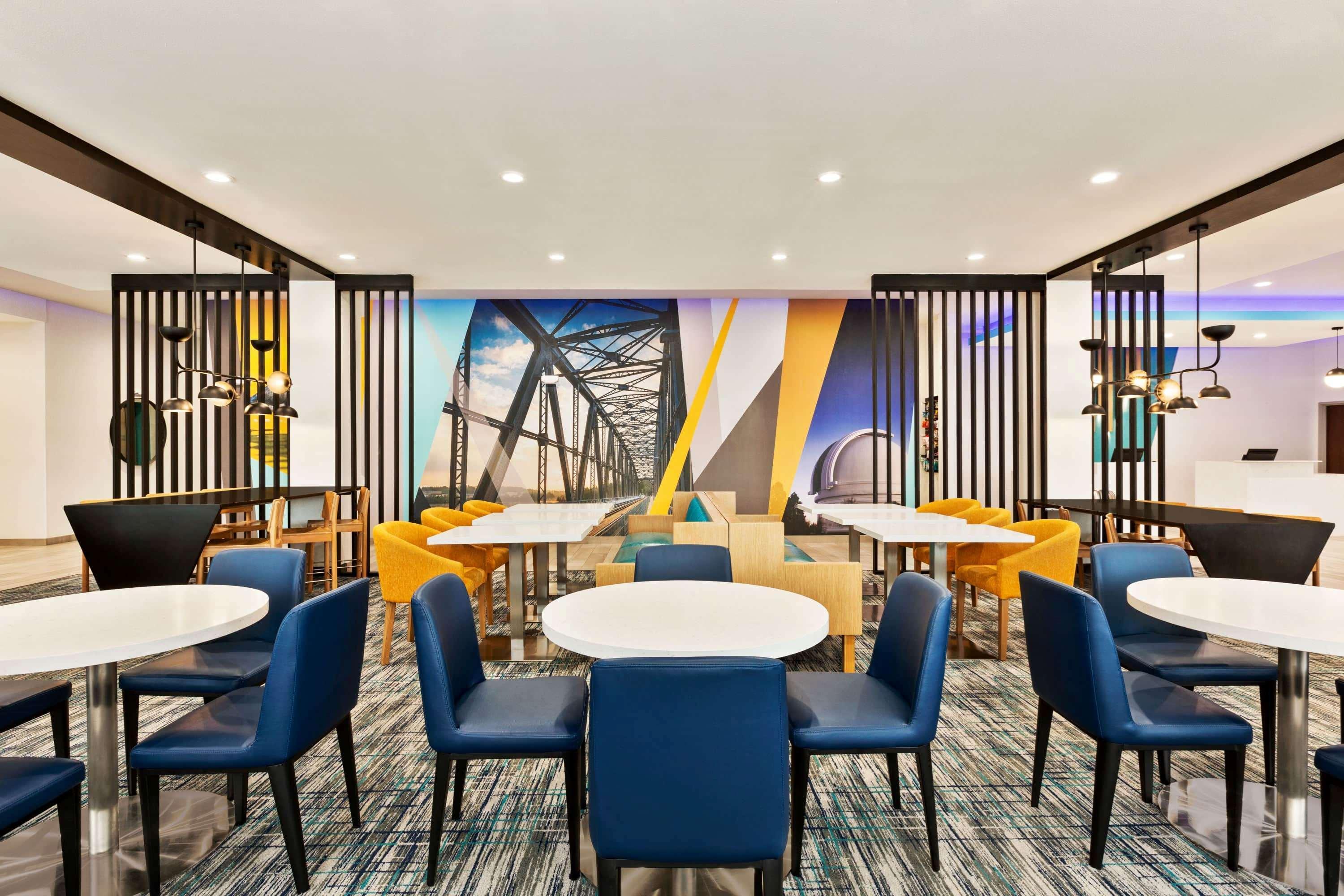 La Quinta By Wyndham Richmond-Sugarland Hotel Bagian luar foto